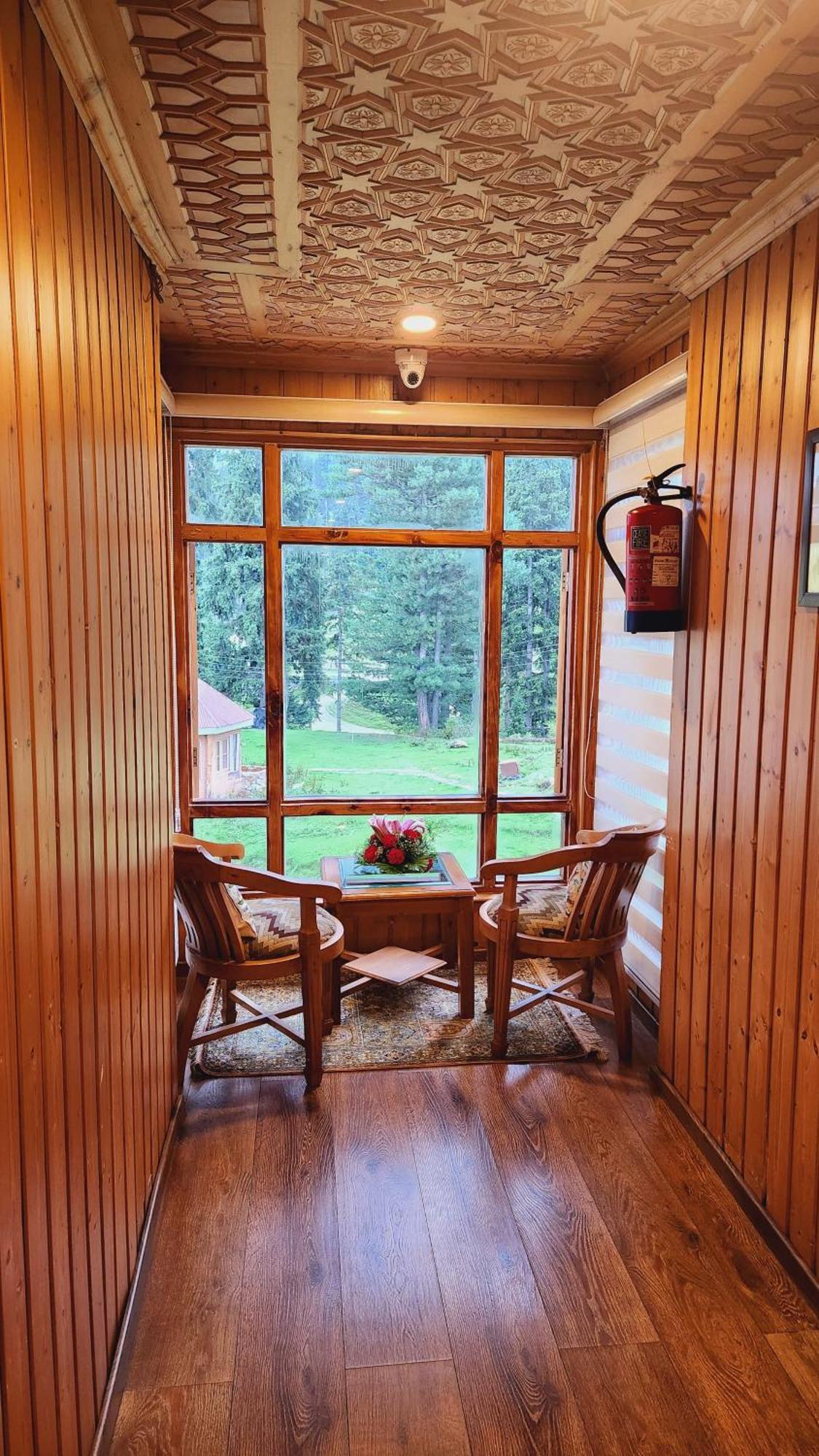 Shaw Inn By Stay Pattern Gulmarg Exterior foto